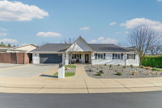 333 Oak Tree Cir, Murphys, CA 95247