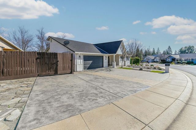 333 Oak Tree Cir, Murphys, CA 95247