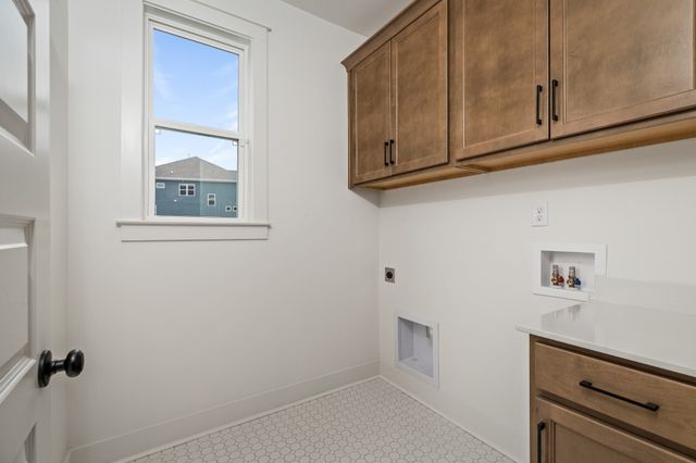 666 Conifer Drive, Spring Hill, TN 37174