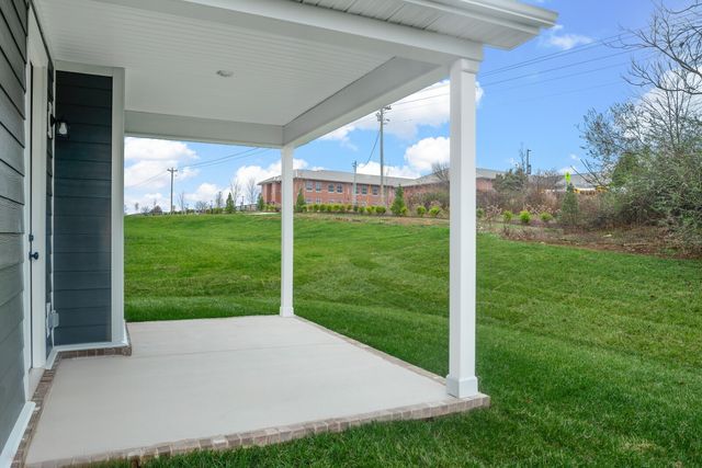 666 Conifer Drive, Spring Hill, TN 37174