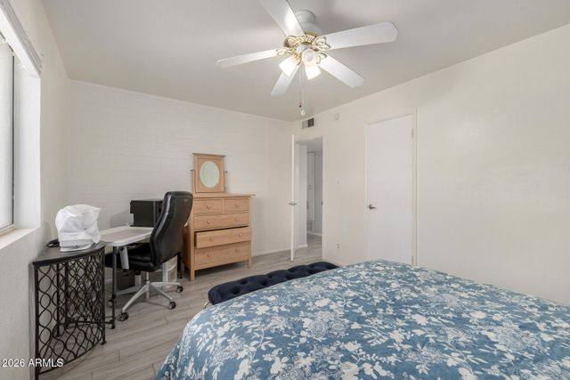 11467 N DESERT HILLS Drive, Sun City, AZ 85351