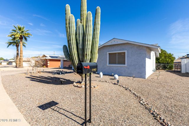 11467 N DESERT HILLS Drive, Sun City, AZ 85351