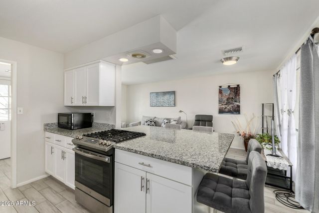 11467 N DESERT HILLS Drive, Sun City, AZ 85351