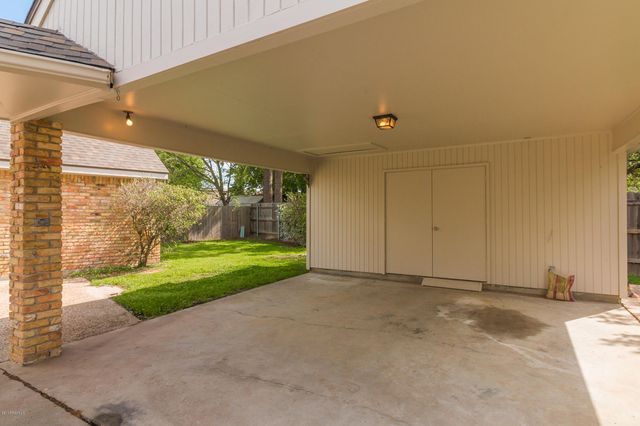 101 Lazy Creek Drive, Lafayette, LA 70506