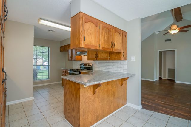 101 Lazy Creek Drive, Lafayette, LA 70506