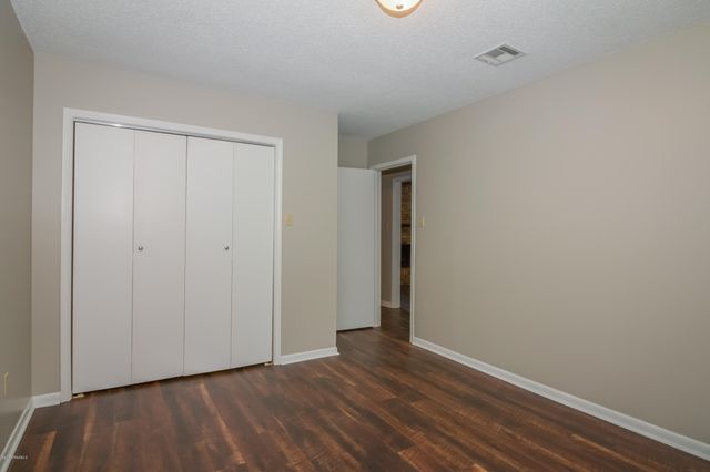 101 Lazy Creek Drive, Lafayette, LA 70506