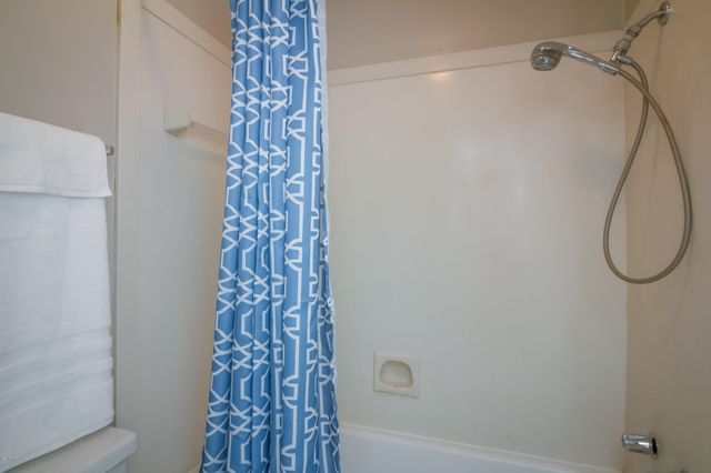 101 Lazy Creek Drive, Lafayette, LA 70506