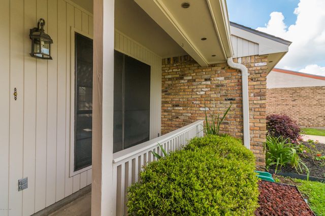 101 Lazy Creek Drive, Lafayette, LA 70506