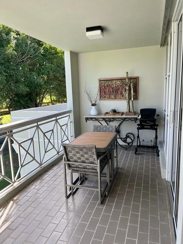 Q COSTA DORADA II Q8, Dorado, PR 00646