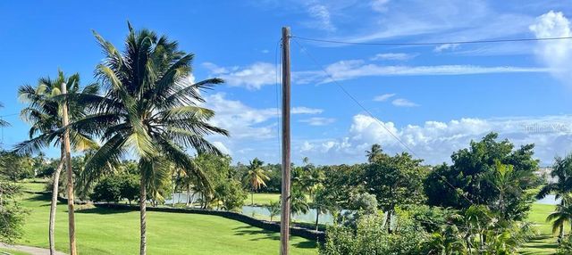 Q COSTA DORADA II Q8, Dorado, PR 00646