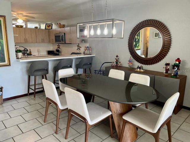 Q COSTA DORADA II Q8, Dorado, PR 00646