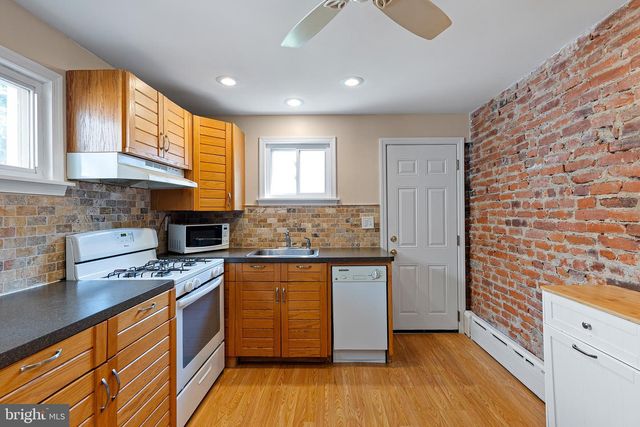 1915 HOWLAND ST, Wilmington, DE 19805