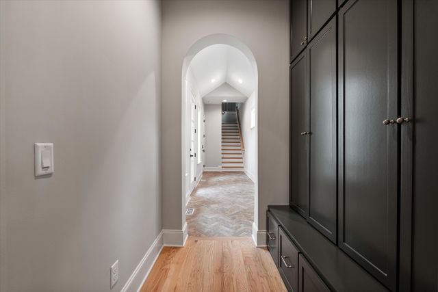 355 Natchez St, Franklin, TN 37064