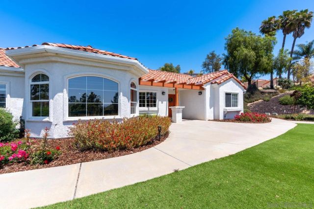 1010 Buena Suerte, Fallbrook, CA 92028