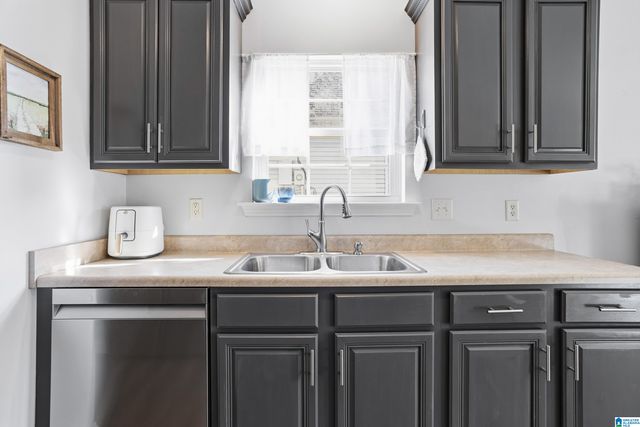 2053 HIGHVIEW WAY, Calera, AL 35040