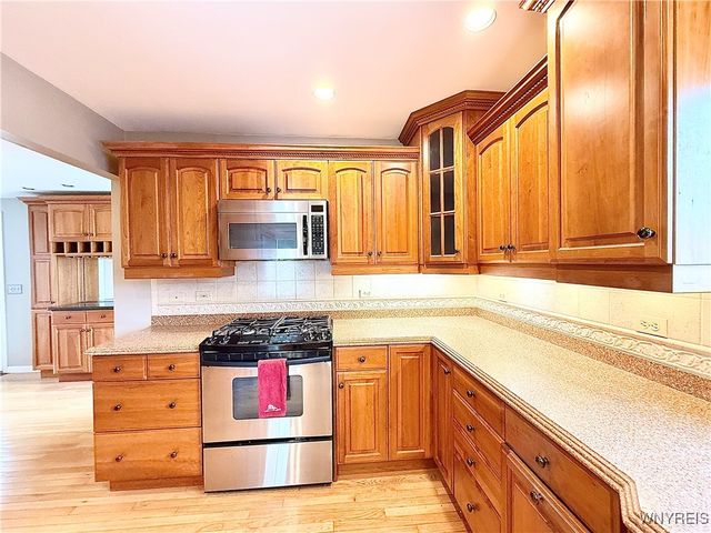 73 Tussing Lane, Tonawanda, NY 14150