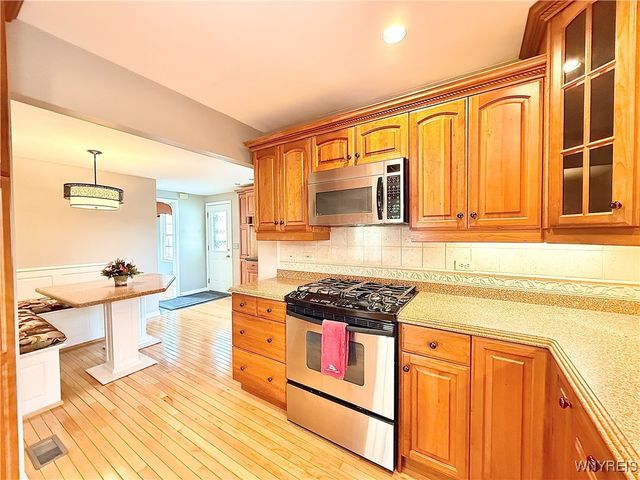 73 Tussing Lane, Tonawanda, NY 14150