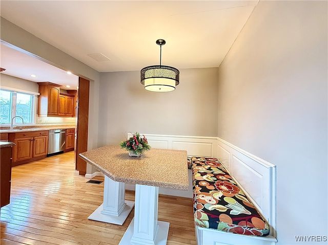 73 Tussing Lane, Tonawanda, NY 14150