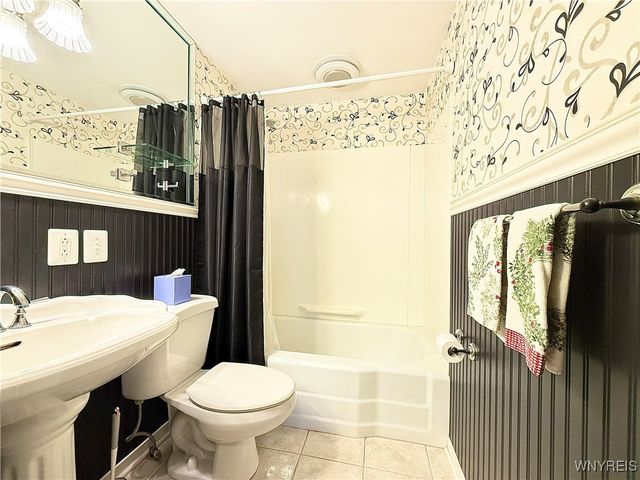 73 Tussing Lane, Tonawanda, NY 14150