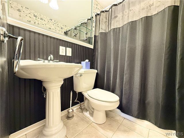 73 Tussing Lane, Tonawanda, NY 14150