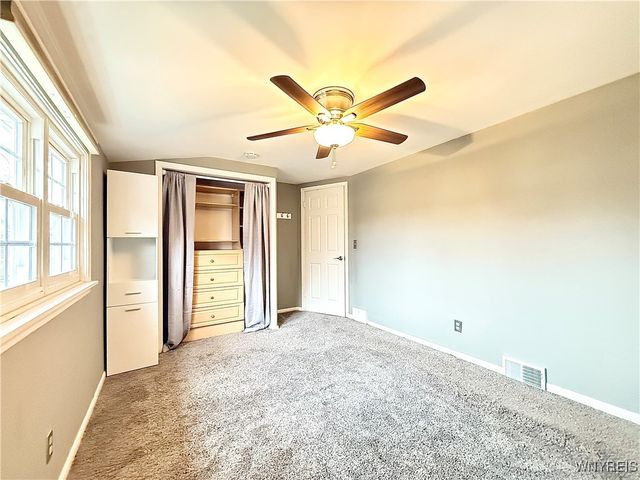 73 Tussing Lane, Tonawanda, NY 14150