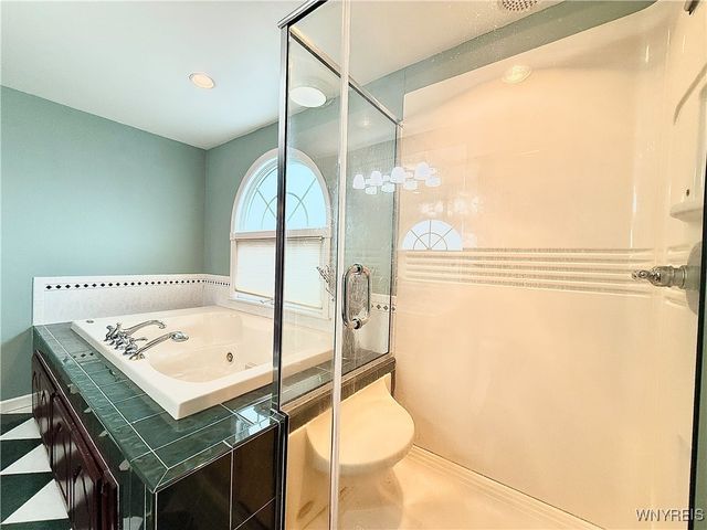 73 Tussing Lane, Tonawanda, NY 14150