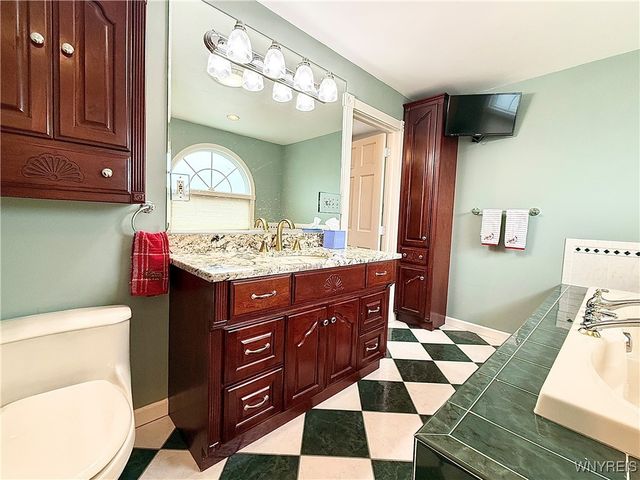 73 Tussing Lane, Tonawanda, NY 14150