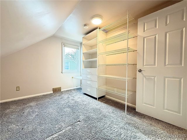 73 Tussing Lane, Tonawanda, NY 14150