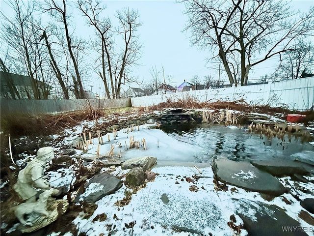 73 Tussing Lane, Tonawanda, NY 14150