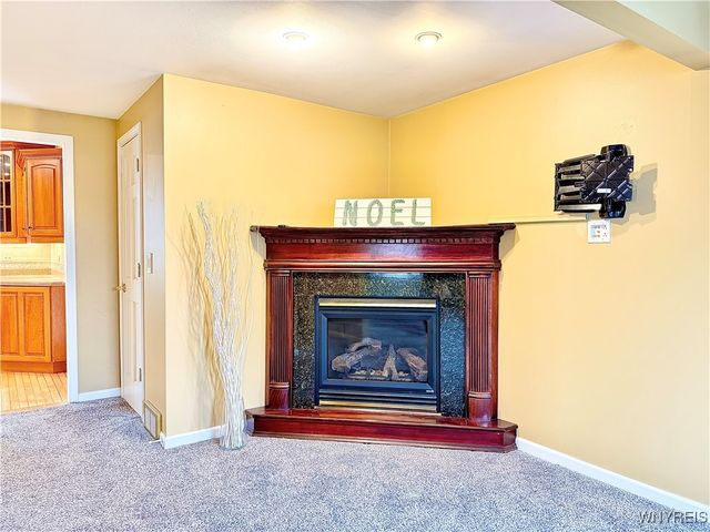 73 Tussing Lane, Tonawanda, NY 14150