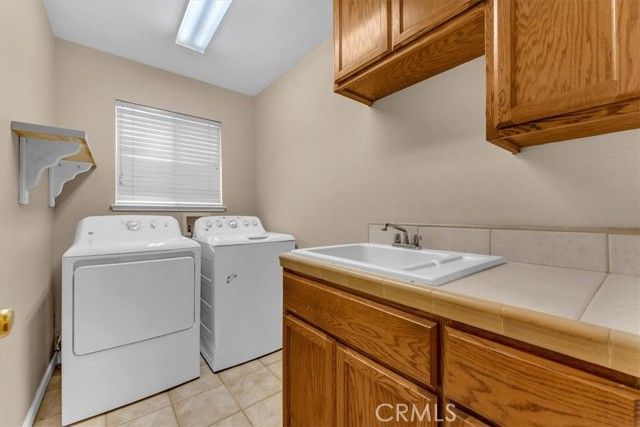 225 Crater Lake Drive, Chico, CA 95973