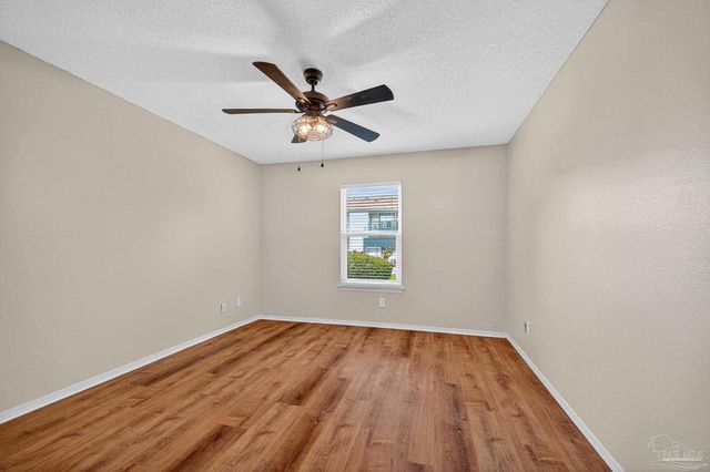 2299 Scenic Hwy R10, Pensacola, FL 32503