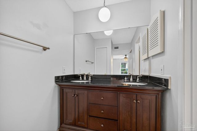 2299 Scenic Hwy R10, Pensacola, FL 32503