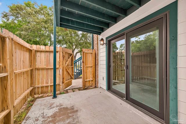2299 Scenic Hwy R10, Pensacola, FL 32503