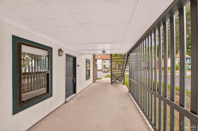2299 Scenic Hwy R10, Pensacola, FL 32503