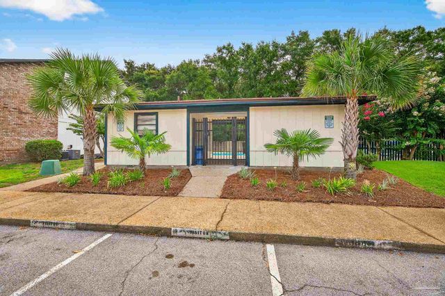 2299 Scenic Hwy R10, Pensacola, FL 32503