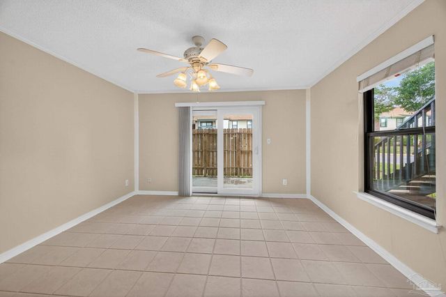 2299 Scenic Hwy R10, Pensacola, FL 32503