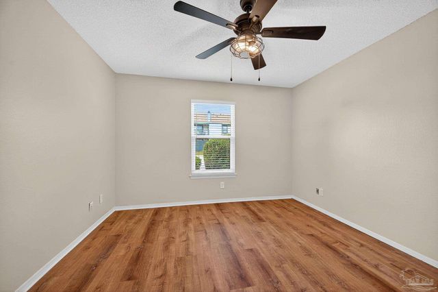 2299 Scenic Hwy R10, Pensacola, FL 32503