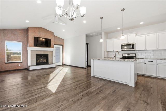 13892 N Pristine Cir, Rathdrum, ID 83858