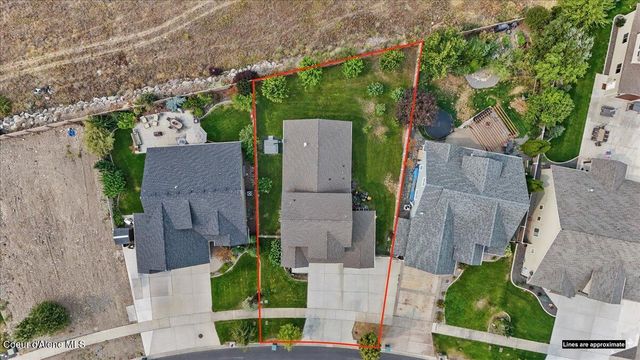 13892 N Pristine Cir, Rathdrum, ID 83858