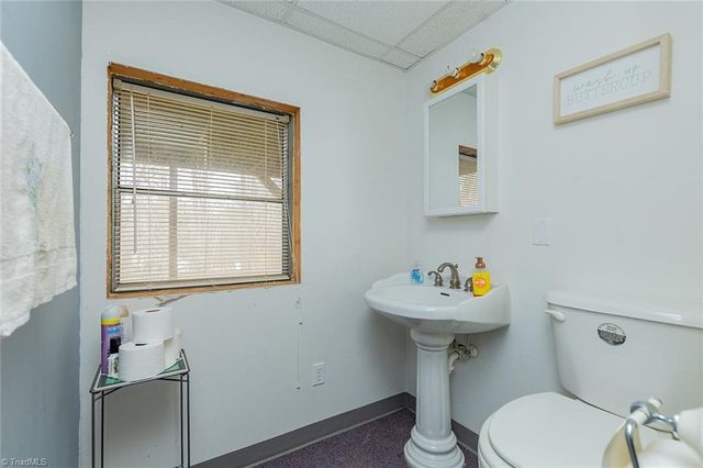 2047 Old Mountain Road, Lexington, NC 27292