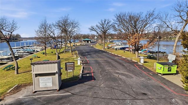 7809 NW Scenic Drive, Weatherby Lake, MO 64152