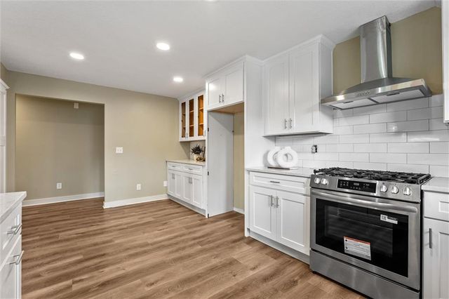 7809 NW Scenic Drive, Weatherby Lake, MO 64152