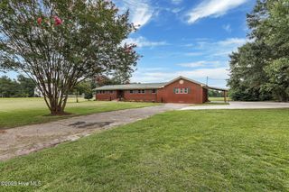 293 Old Chinquapin Road, Beulaville, NC 28518