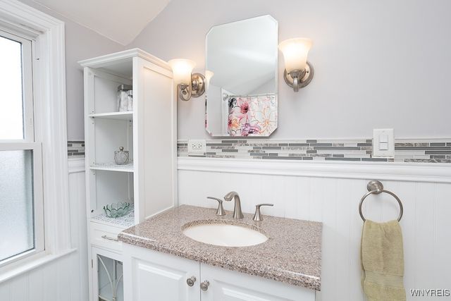 43 Keats Avenue, Tonawanda, NY 14150