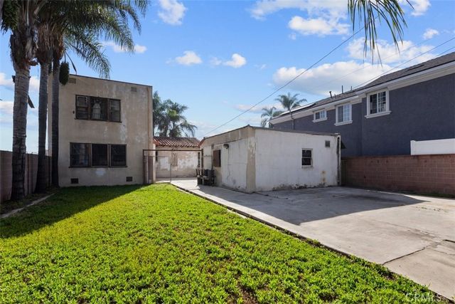 10001 Bowman Avenue, South Gate, CA 90280