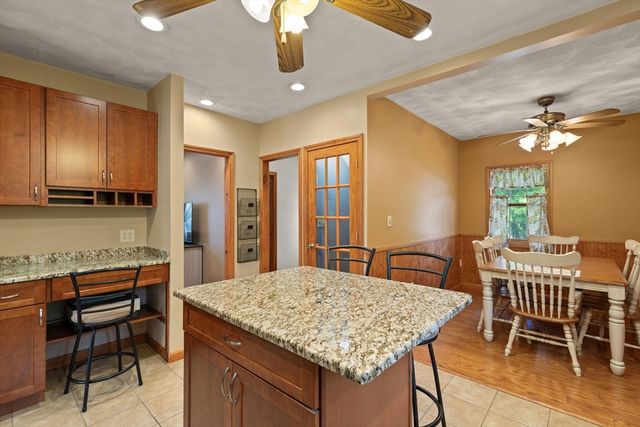 33 Ledge Street, Melrose, MA 02176