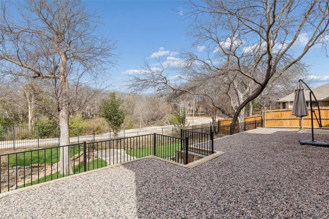 7800 Brookview Drive, Frisco, TX 75034