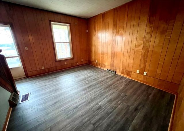101 W Fulton St, New Castle, PA 16102