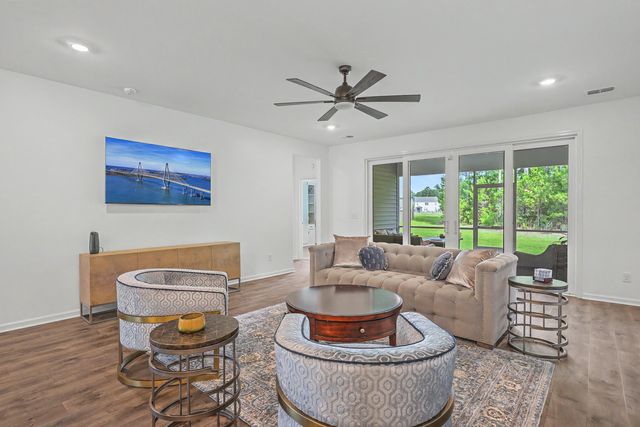 136 Airy Drive, Summerville, SC 29486